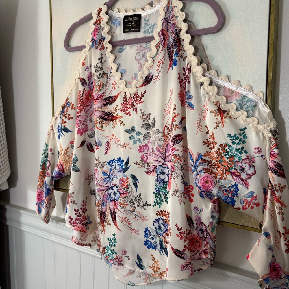 VANITA ROSA ATELIER Womens Floral Print Cold Shoulder Blouse White Size Medium - Picture 2 of 7